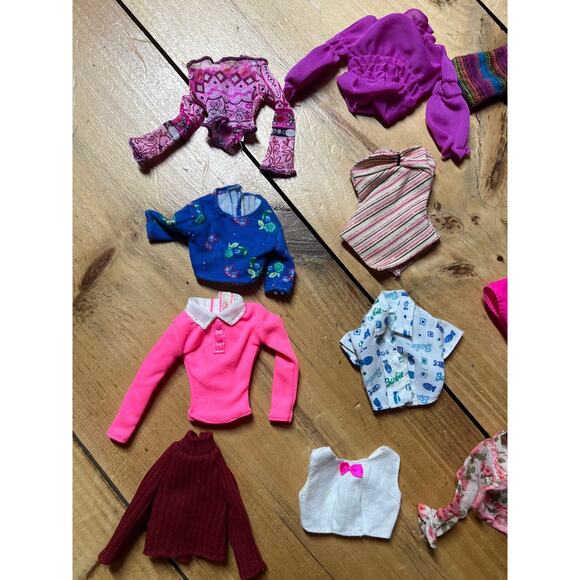 Lot of 15 Vintage Barbie Doll Clothes. Tops. Multi print. Polka dots. - Picture 2 of 5